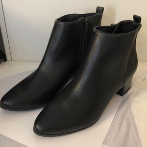 Old Navy Womens Ankle Boots Size 6.5